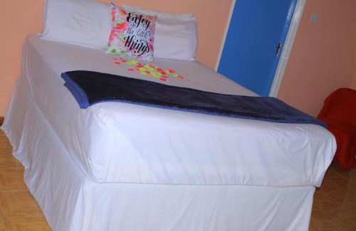 Palapye House | The Hideout
