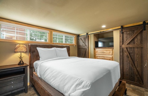 Brownwood Resort | The Hideout Golf Club & Resort
