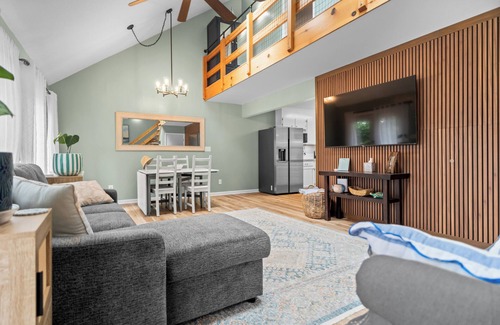 Southmont Apartment | The High Rock Hideout Marvelous 3-bedroom home on High Rock Lake