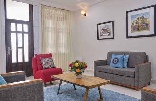 Accra Hotel | The Highbridge Guest Lodge