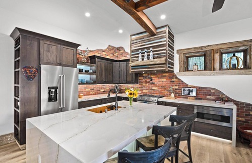 Olde Carlsbad House | The Highland Casita, a Carlsbad Coastal Villa - 1100 sq ft - 1 mile to the Ocean