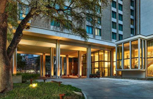 Glencoe Hotel | The Highland Dallas, Curio Collection by Hilton