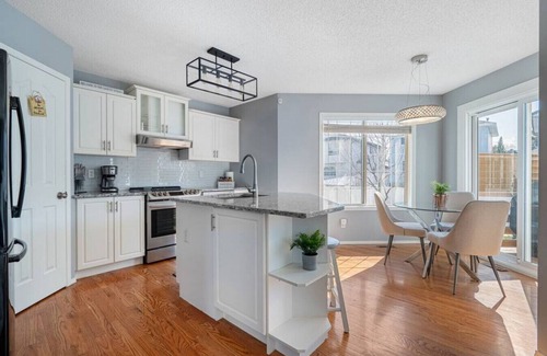 Citadel House | The Highland | Home Away from Home | Gym | Office