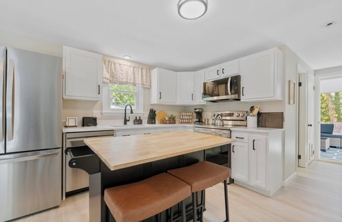 Gilman House | The Highland House at Amston Lake