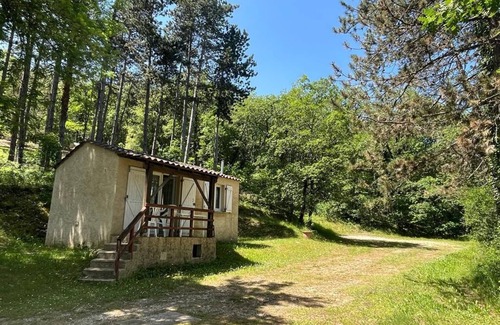 Frayssinet House | The Hill at the Chalets House T2, N4