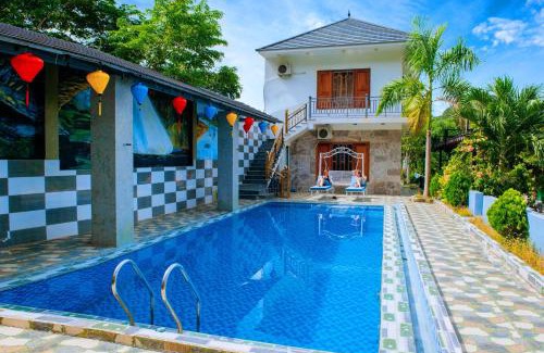 Son Trach House | The Hill Villas