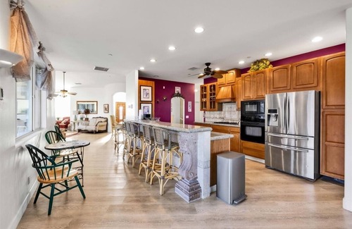 Yucca Valley Villa | * The Hills of Palm Springs. Spacious 4BR, Absolute privacy, Pool & Jacuzzi. *