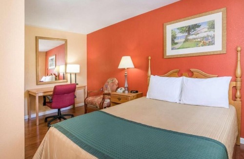 Knoxville Hotel | THE HILLSIDE HOTEL