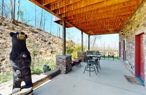 Chalet Village North House | The Hilltop Chalet
