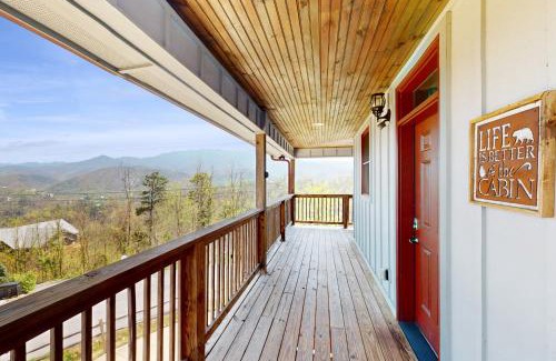 Chalet Village North House | The Hilltop Chalet