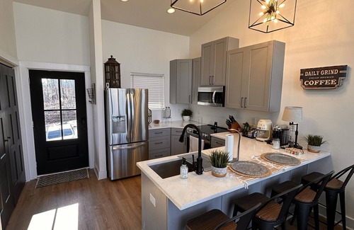 Westminster House | The Hilltop Hideaway at Lake Hartwell