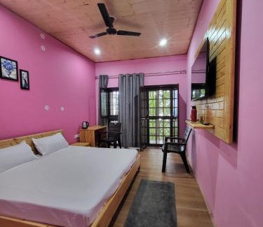 Vijaypur House | The Himalayan Oaks