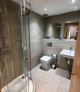 Charnock Richard Hotel | The Hinds Head Hotel