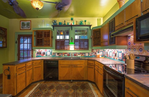 Central Sarasota House | The Historic Bird House Bungalow - Old Florida Charm