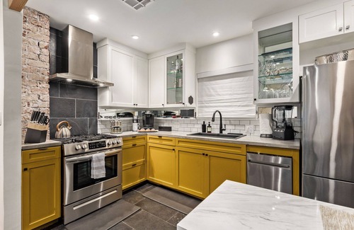 Fairview Historic District House | The Historic Gem on Lynwood St