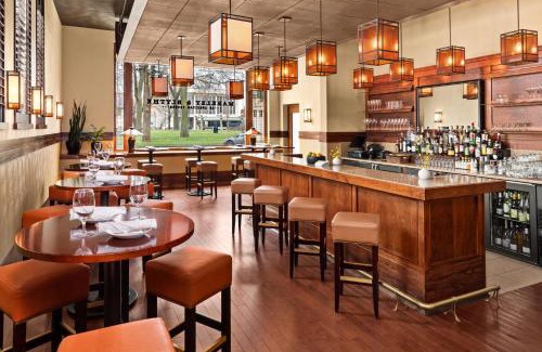 Mason City Hotel | The Historic Park Inn Hotel