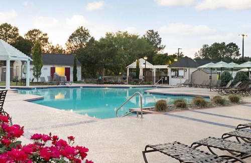Berkeley Condo | The Historic Powhatan, 2br suite, Saturday check-in