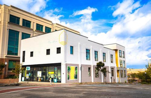 River District Hotel | The Hive 101 King Suite Pet Friendly