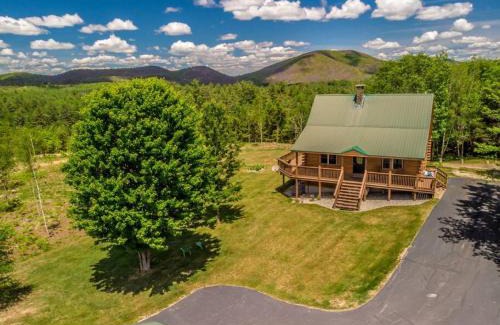 Brownfield House | The Hive at Blue Spruce Lodge White Mnts View