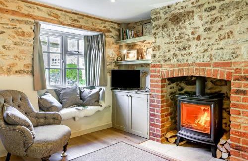 Bridport House | The Hive - Burton Bradstock