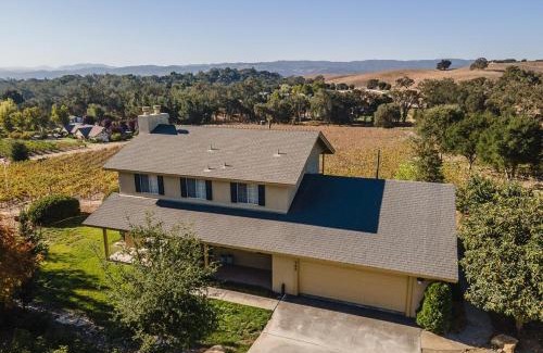 Templeton House | The Hive Vista at Castoro Cellars