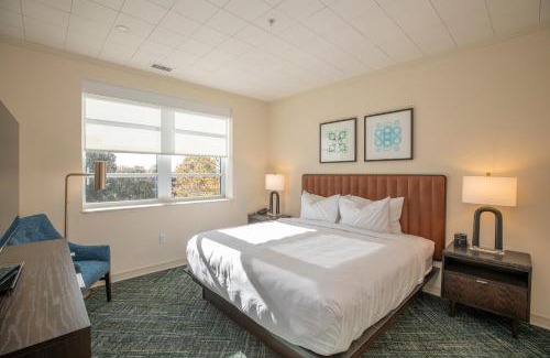 Danville Hotel | The Holbrook Hotel