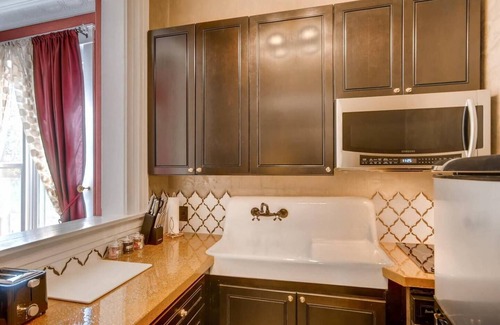 Cheesman Park Hotel | The Holiday Chalet