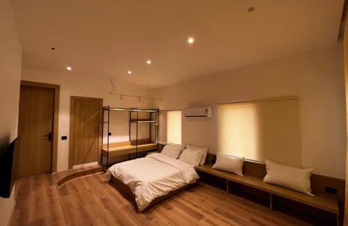Nishat-Shalimar House | The Holiday Home