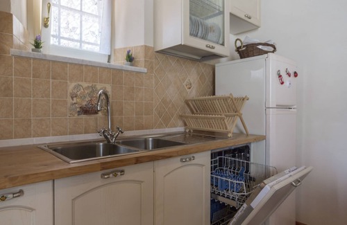 Castelvecchio House | The Holiday Home Tower in Medieval Tuscany Village