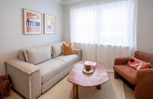 Manly Apartment | The Holkham Uno - One Bed Apartment Fairy Bower