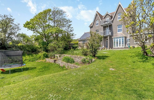 Horton Cottage | The Hollies 1 - UK43895