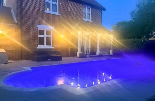 Repps with Bastwick House | The Hollies