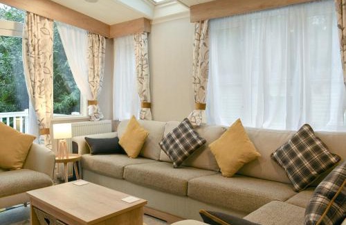 Prenteg House | The Hollies Lodge