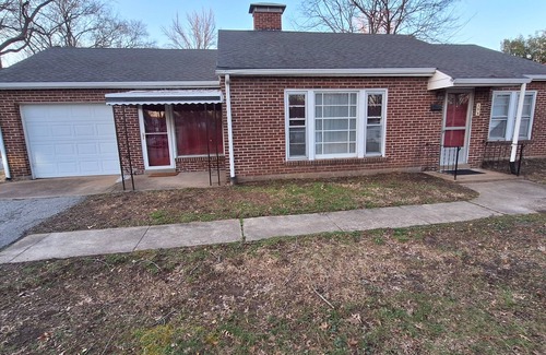 Belleville House | The Holly House. Comfort and Stylish charm. n