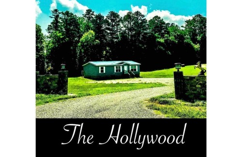 Hollywood House | The Hollywood