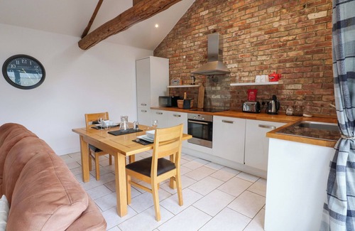 Lofthouse Cottage | THE HOLT BARN, pet friendly, with a garden in Kirkby Malzeard