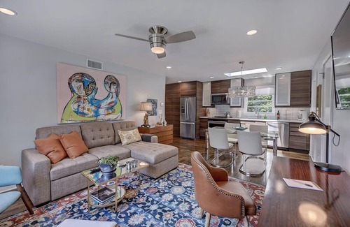 Cherry Apartment | The Home Collection - 510 Queens Road