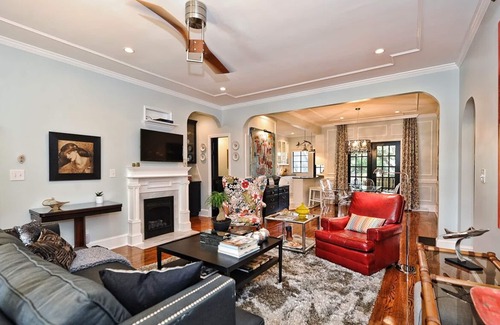 Myers Park Apartment | The Home Collection - 600 Hermitage Road