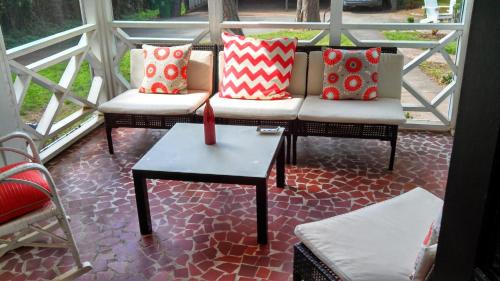 Myers Park Apartment | The Home Collection CLT: 600 Hermitage