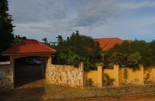 Bushenyi House | The home of Ultimate experience in Bushenyi