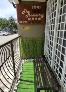 Kuala Selangor Apartment | The Homestay 105 - nearby sky mirror jetty - Netflix & game console