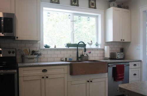 Okanagan-Similkameen House | The Homestead is a peaceful Riverside Cottage