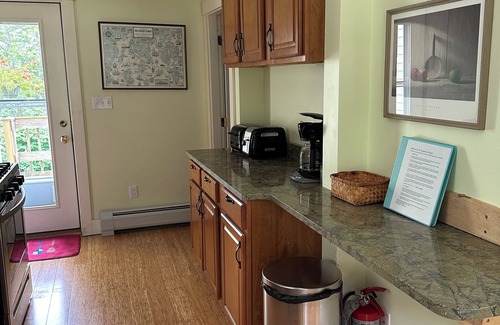 Castine Cottage | "The Honeymoon Cottage" - Just a short walk to the cove