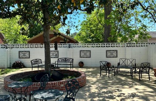 Grenada Apartment | The Hooper House