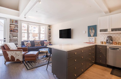 Mountain Village Condo | The "Hoot Haus" is Quintessential Colorado!