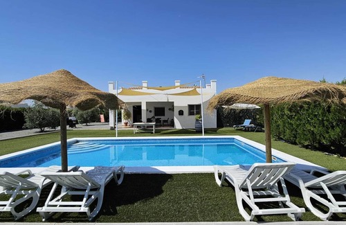 Marchena Cottage | The Hope Holiday Home