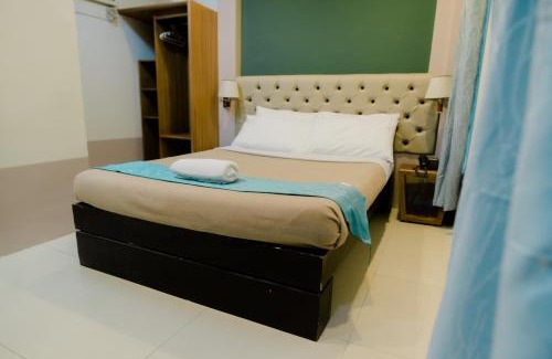 General Santos Hotel | The Horizon Suites and Arcade