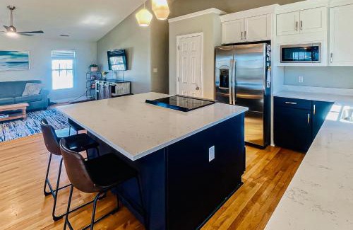 Surf City House | The Hornet's Nest