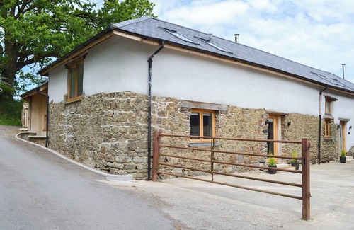Worlington Cottage | The Horse Gin - UK11024