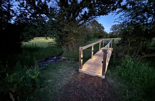 Loughborough House | The Horse Trailer - Farm Stay
